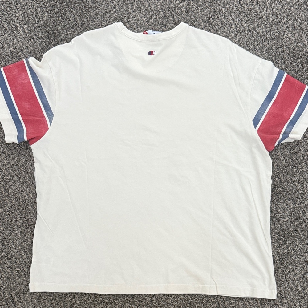 Champion T-Shirt NWT - Unisex XL - Picture 3 of 3